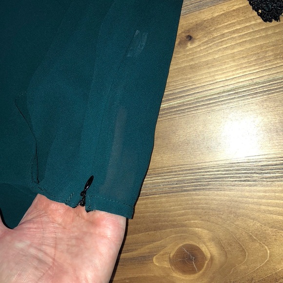 Teal flutter sleeve top - Picture 5 of 6